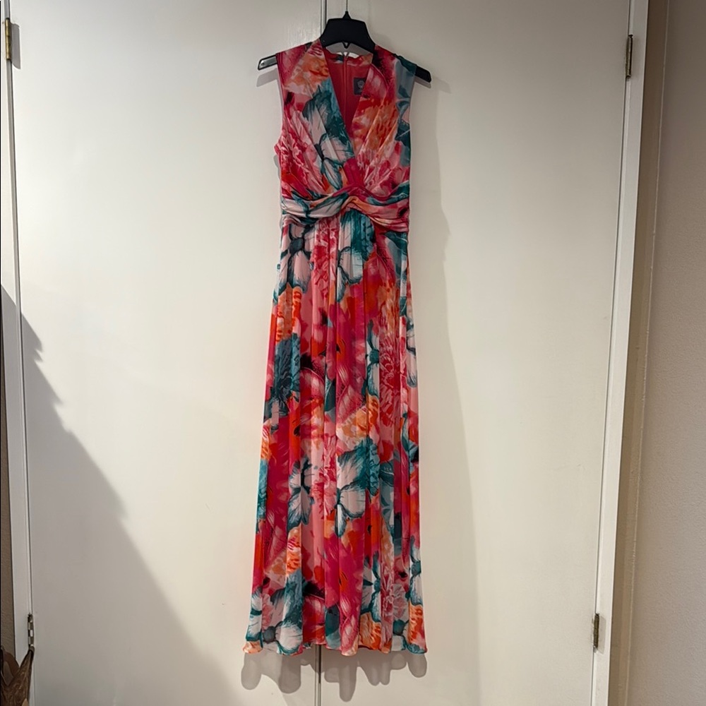 Vince Camuto Floral Maxi Dress in Coral, Teal & White
